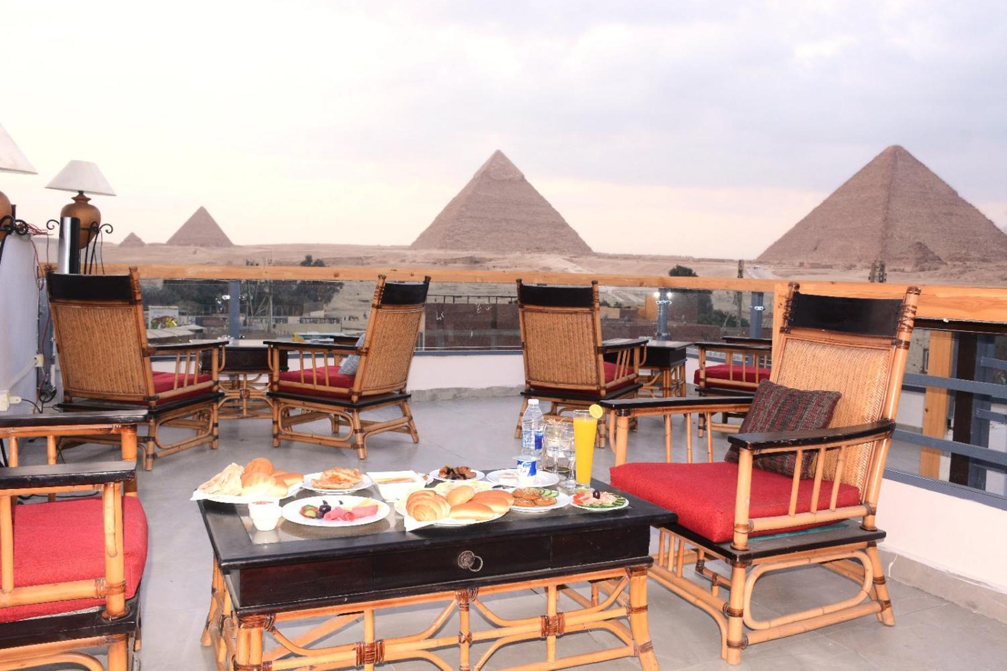 Nun Pyramids Hotel Kafret el-Gabal Exteriör bild
