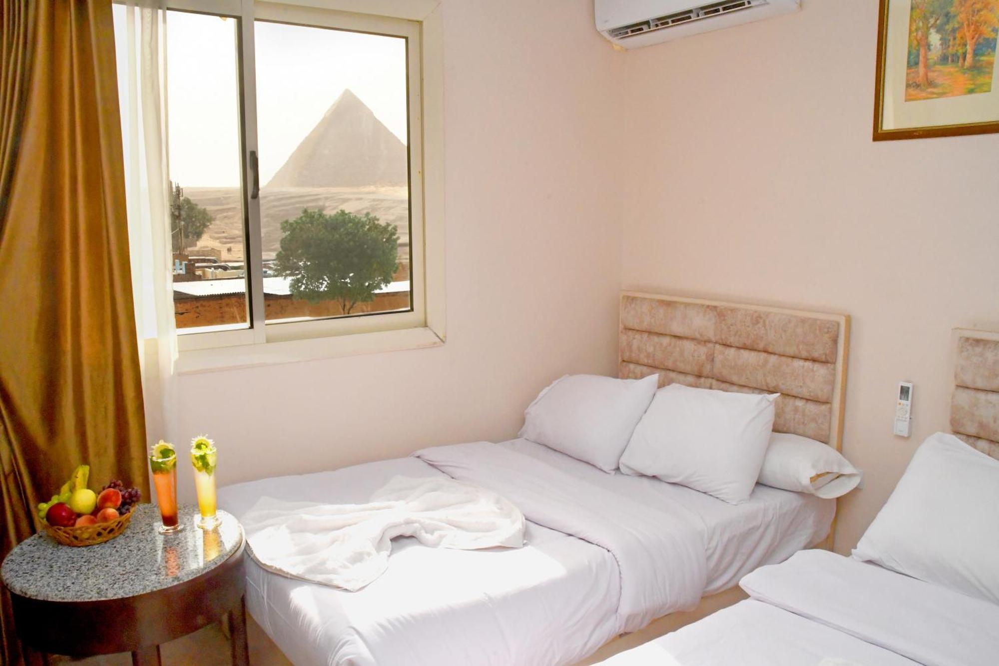Nun Pyramids Hotel Kafret el-Gabal Exteriör bild